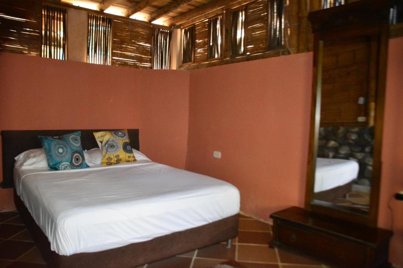 La Percha Hostal Palomino Zewnętrze zdjęcie